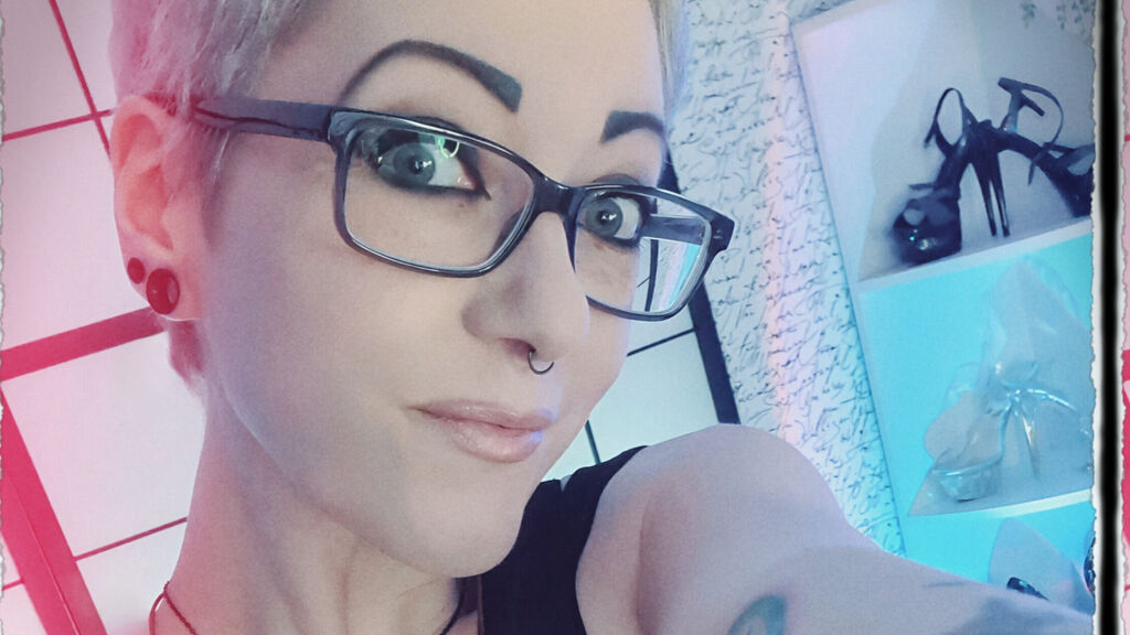 LeslieEden on LiveJasmin and RICams