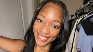 nicolesolace live cam