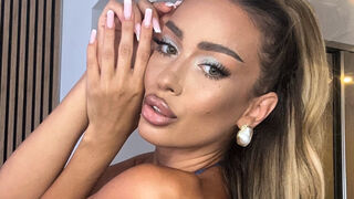 ArianaKroft Live Webcam on LiveJasmin