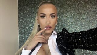 ElsaPressley Live Webcam on LiveJasmin