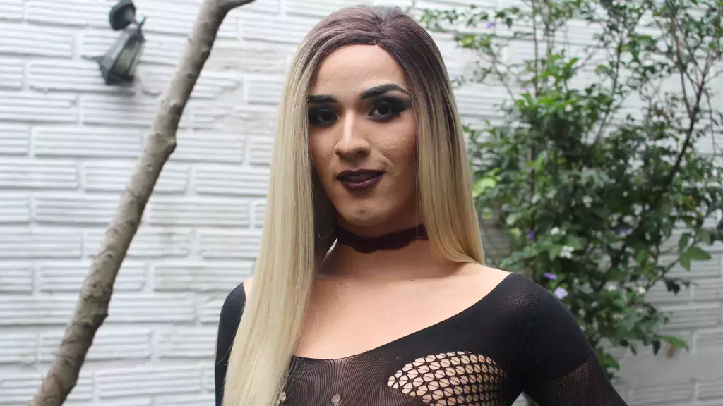 MirandaRosse's chat room