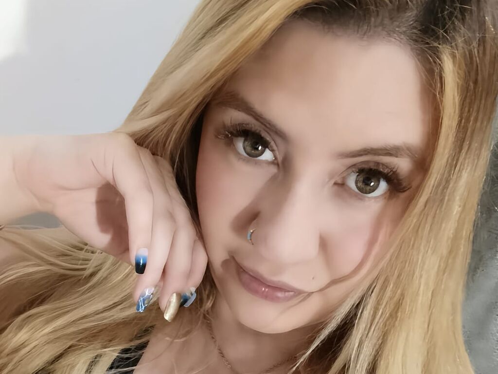 DanielaSage LiveJasmin girl live camera feed
