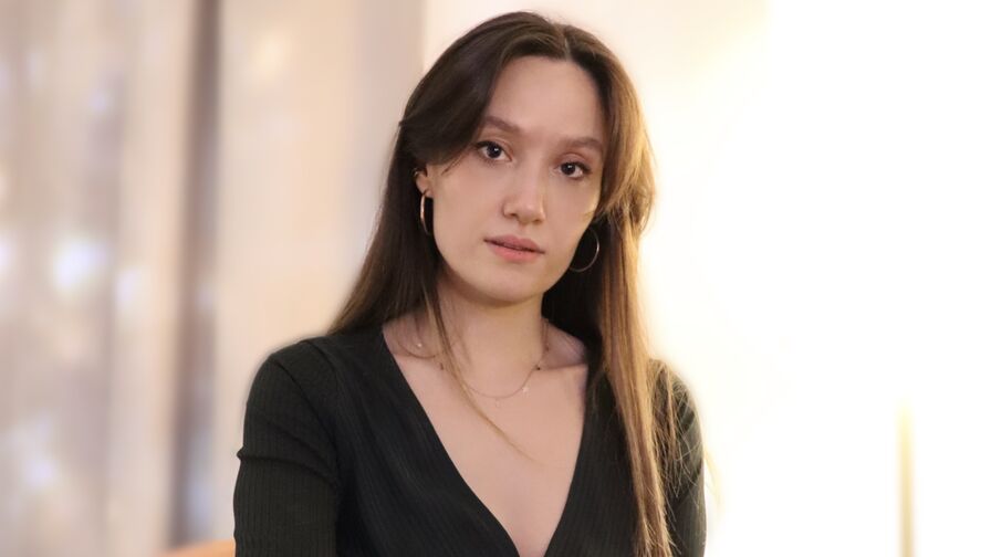 Sexy Live Sex Chat with AgnesCranberry