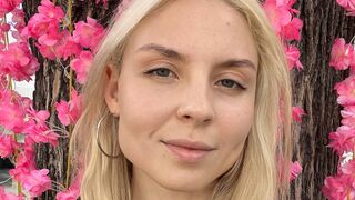 Kostenlos Nackt BereniceBossom