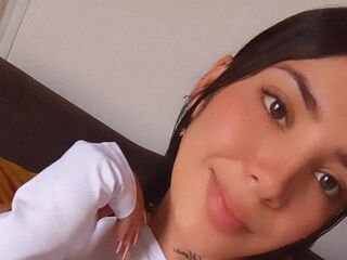 CinthiaBliss Female Shaved Free Cam Porn