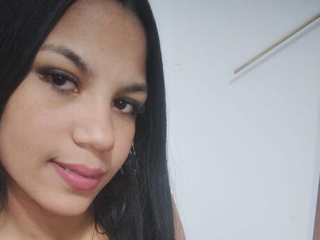 Chat with PaulaEmperatriz