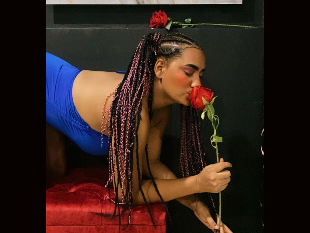 CarriePink Nude