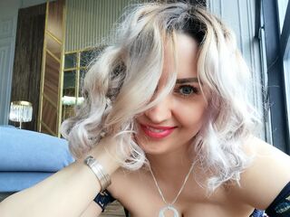 KatrinaDevis Blonde live cam girls