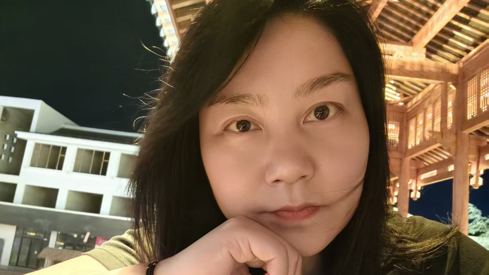 JoeyLoong erotic portrait