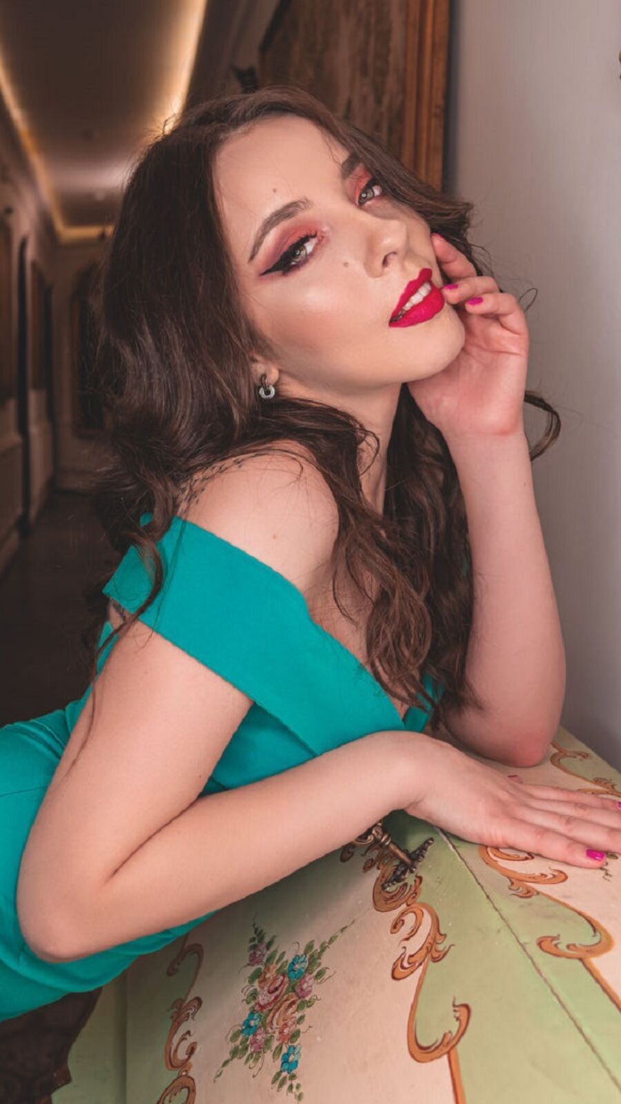 SibelNesia erotic portrait