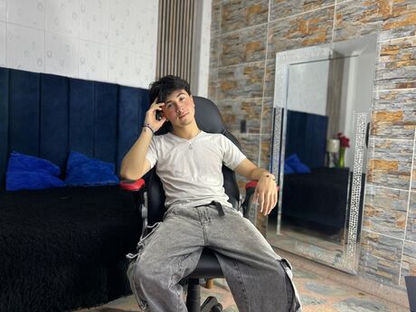 Chat with JuanPiedraita