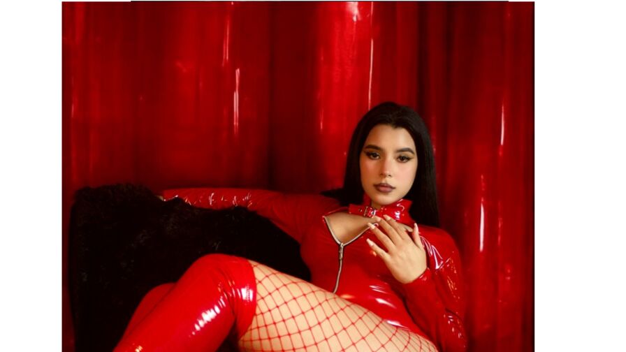 Watch ArtemisaStones live on Free Vintage Erotica