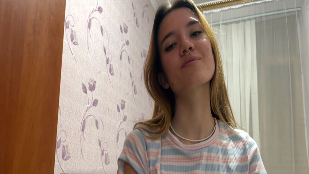 Watch TifanyBuckmeon from LiveJasmin on GirlsOfJasmin