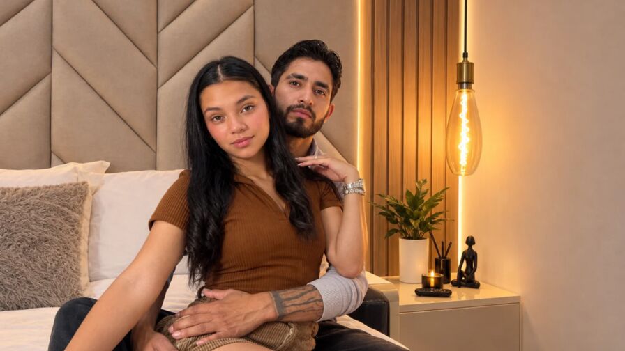 DrakeandZoe's live cam