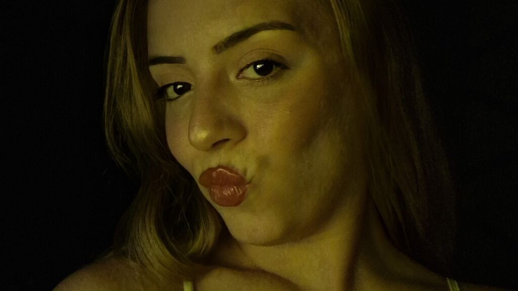 BellaBellem's profile from Jasmin at GirlsOfJasmin'