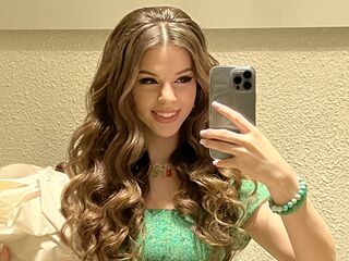 videochat room LeonaAlford