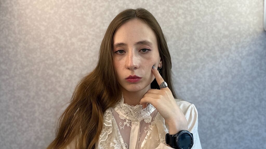 CarinaDescoteau's profile from Jasmin at GirlsOfJasmin'