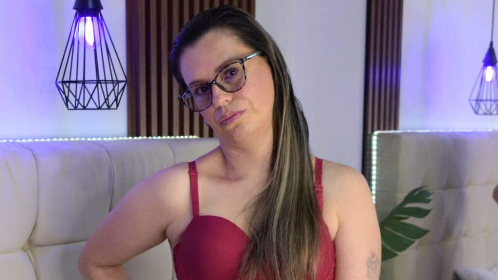 Sex chat gratuit in direct cu TaniaBelmote pe LiveJasmin