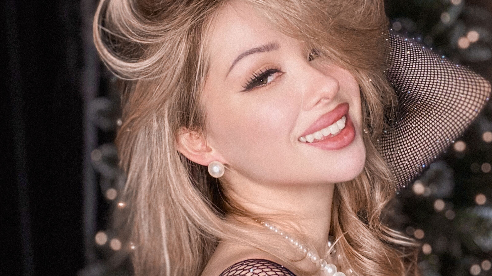 JulieRosewood erotic portrait