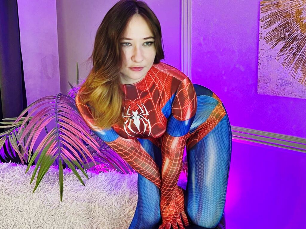 VikaCheers live now