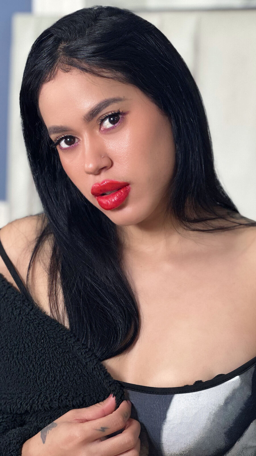 GiaMendel erotic portrait