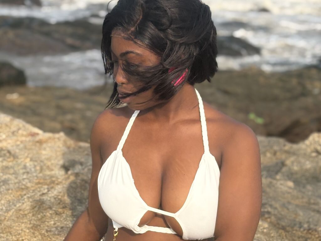 AnayaBrooks profile on CamInlin