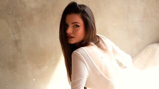 Free Nude AlexisSmit