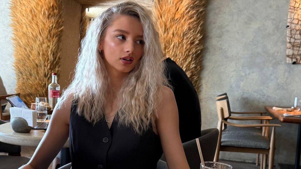 Watch LavernVink from LiveJasmin on GirlsOfJasmin