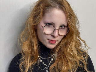 SofiaDyson Live Cam Model