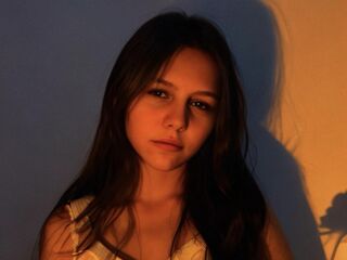 MayEasley]