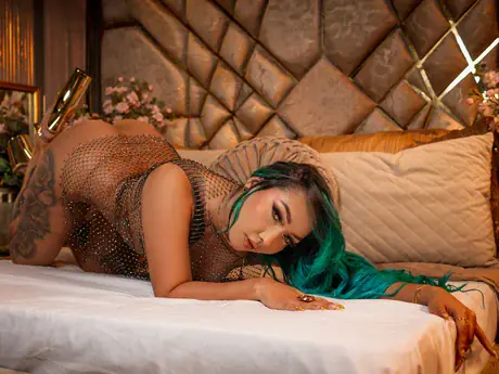 Chat with NicoleWesley