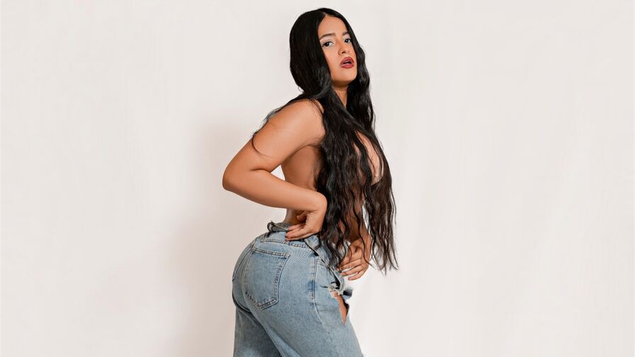 Chat With NanyFox Now