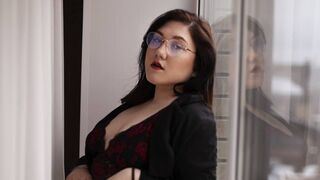 Free Nude KatanaMere