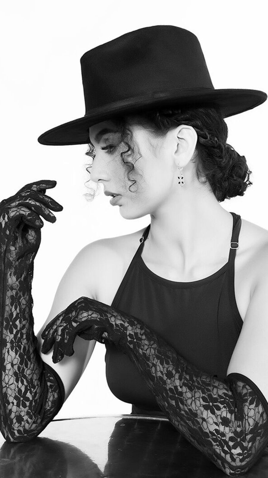 VeraBellucci erotic portrait