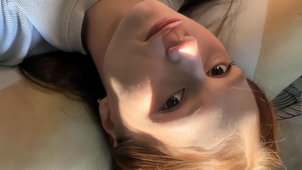 JeneLampiasi live cam model at LiveJasmin