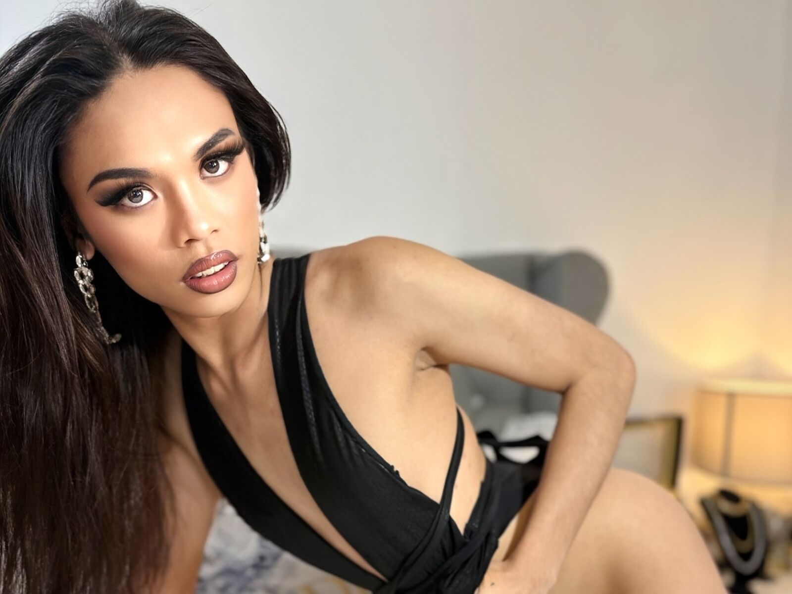 Live cam for YssaHendriks