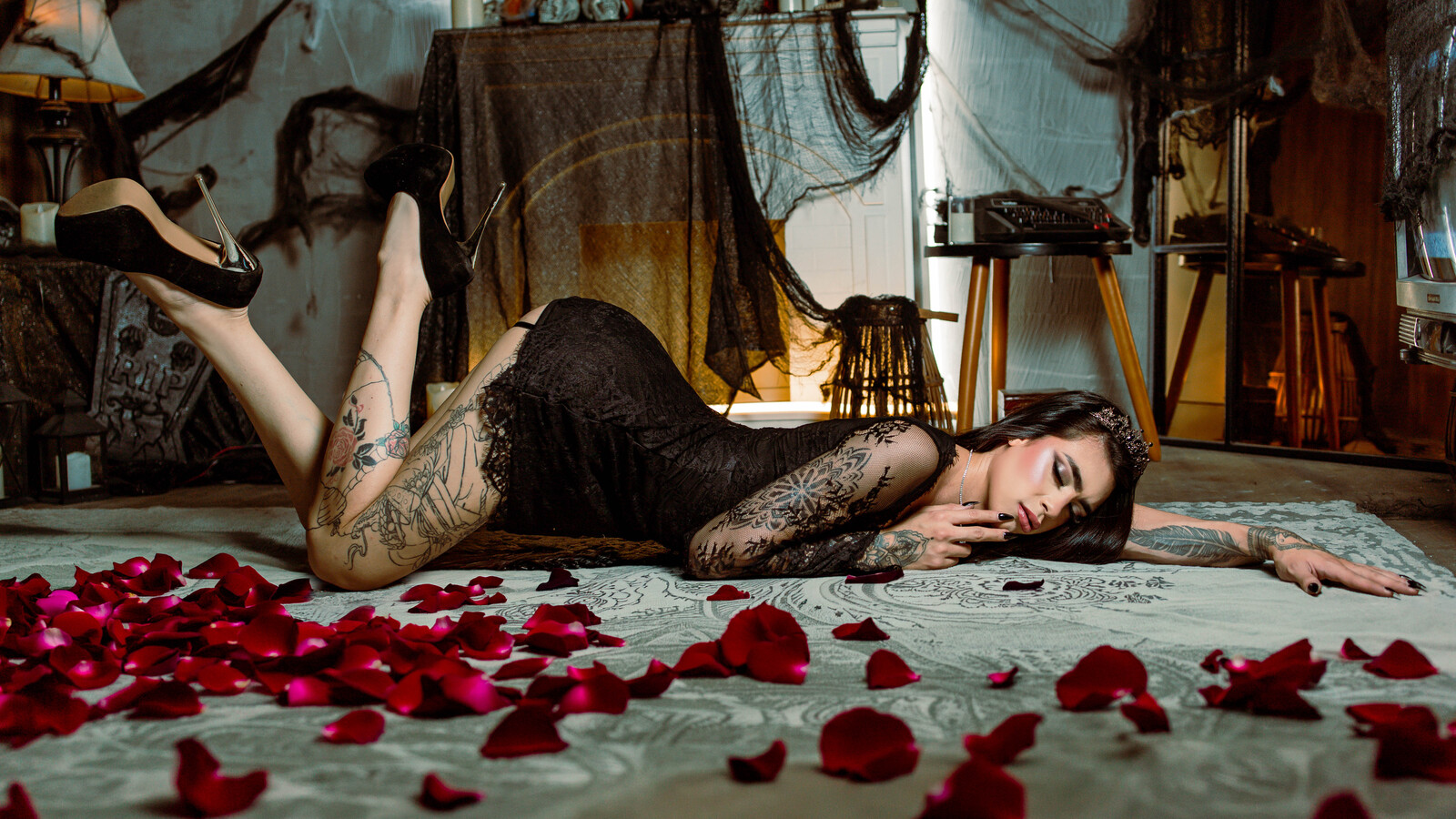 AndreaHolbrook glamour portrait
