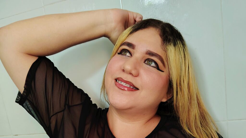 Sex chat gratuit in direct cu CloeGrecoo pe LiveJasmin