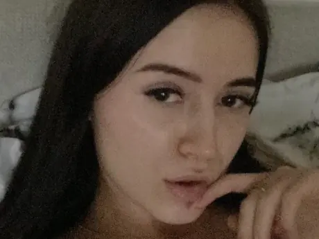Chat with ChloeBolwman