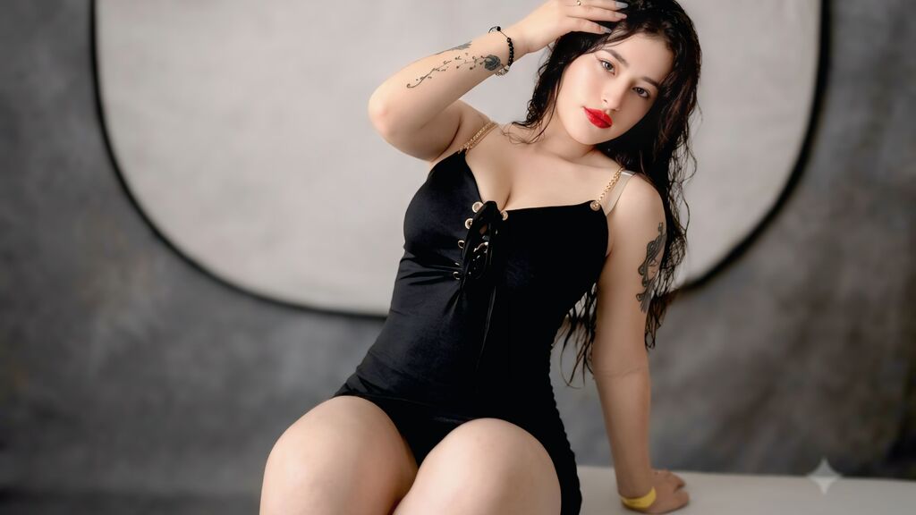 Watch  BambieRossie live on LiveJasmin