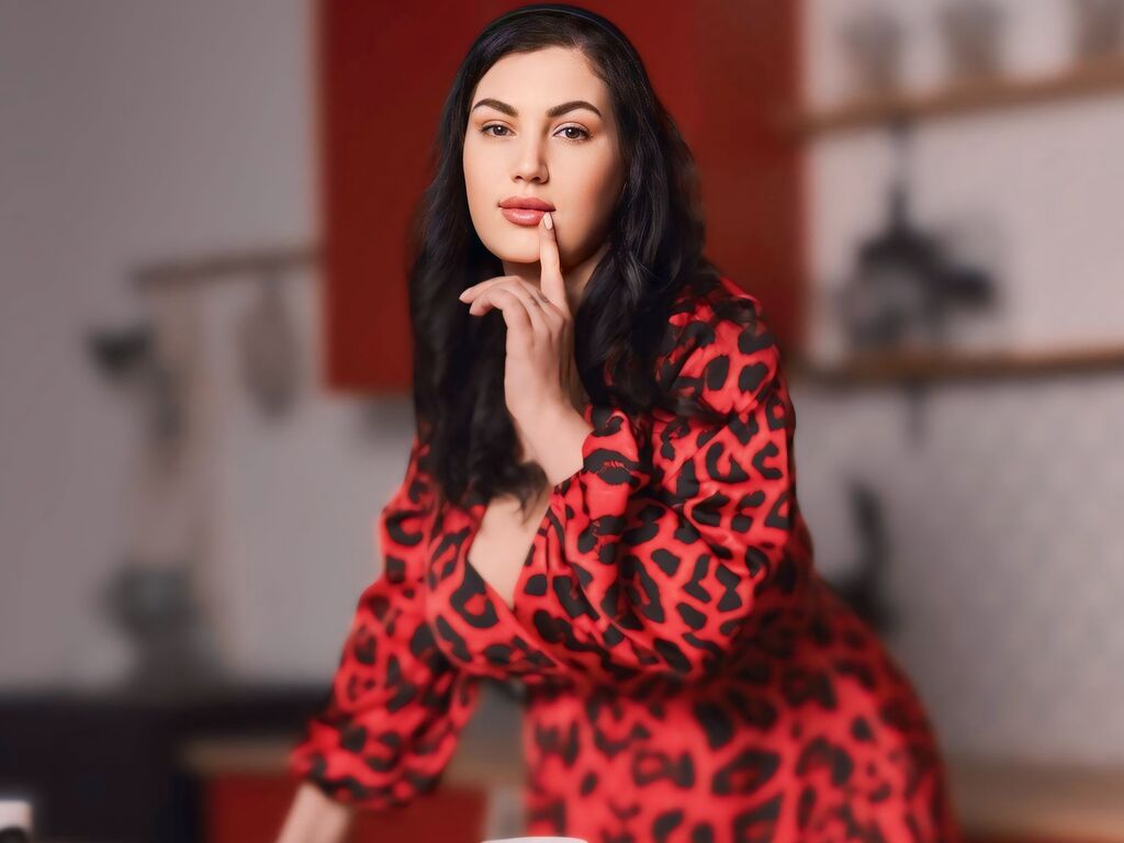 RosaMella live performer profile picture