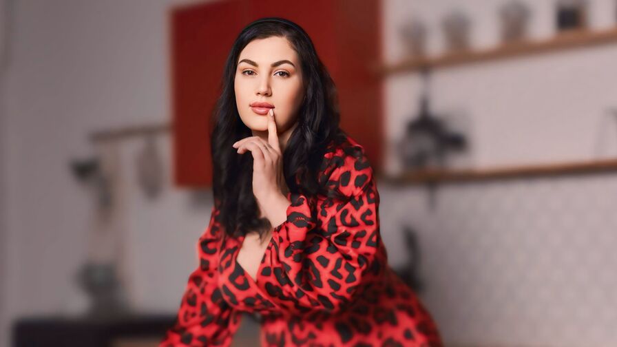 Watch RosaMella live on Screencamera