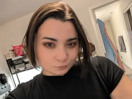 Chat with SashaMaroon