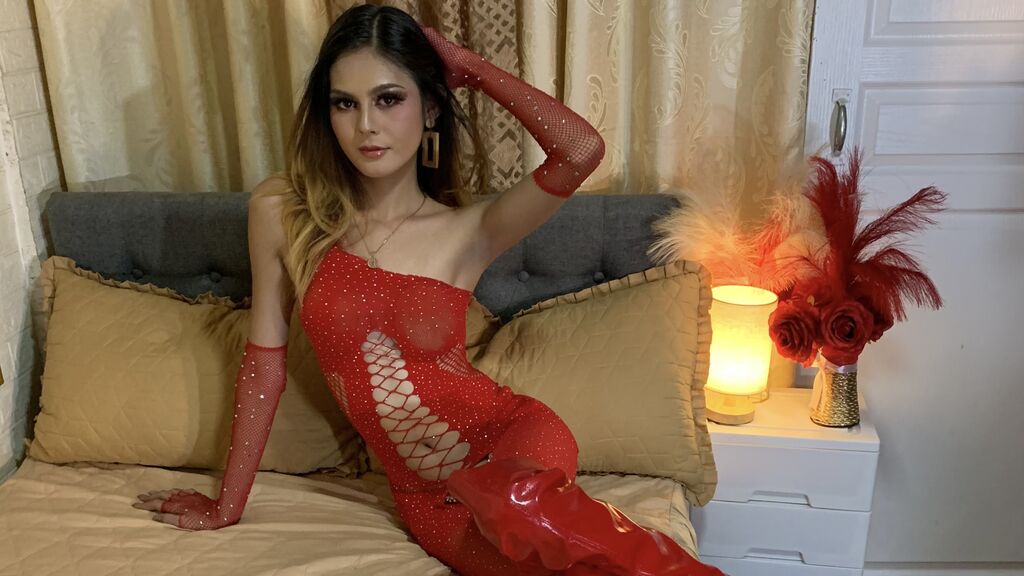 Watch JaneMoree live on cam at LiveJasmin