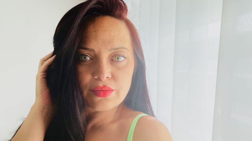 GeorgiaGreen online on GirlsOfJasmin
