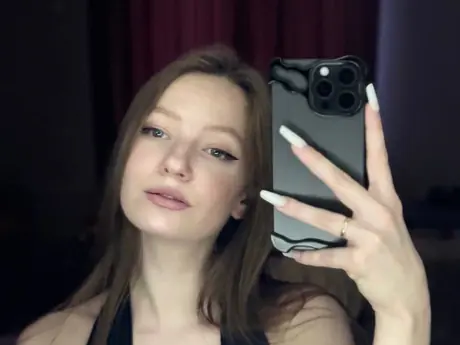 Chat with FredericaCarvin