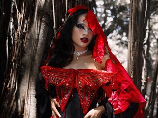 TylaLopez is a webcam model, age 25