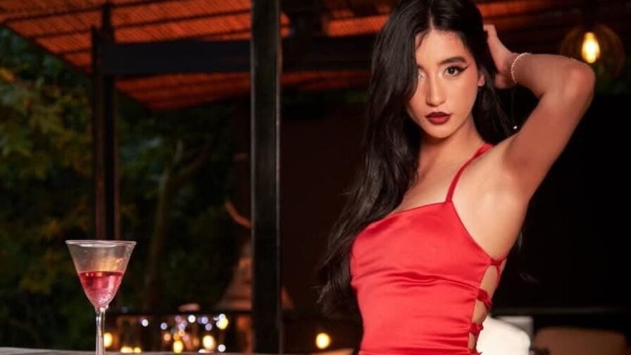 Chat With TaharaRomanova Now