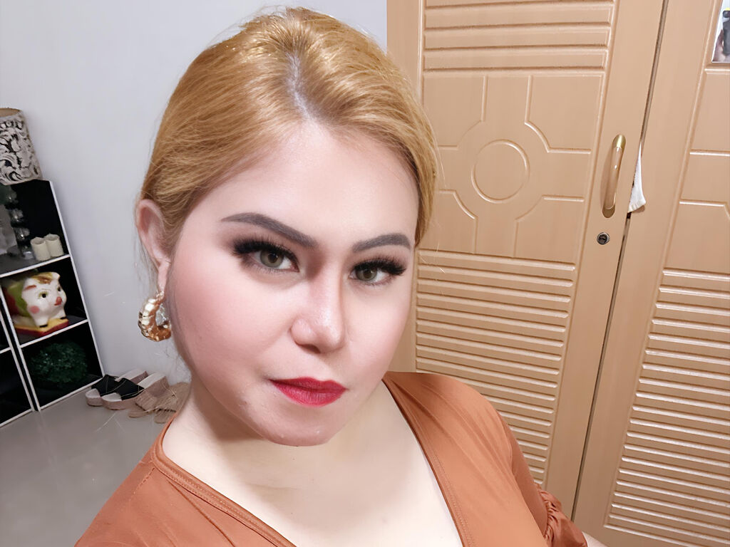 KiarraJones LiveJasmin Cam2Cam profile photo