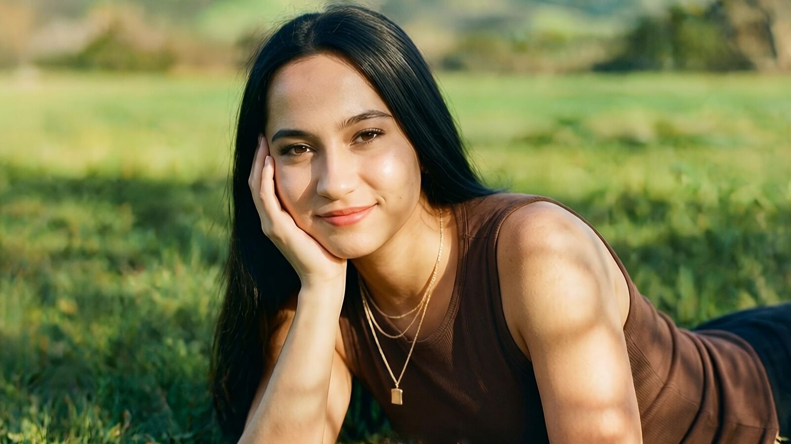 YaraNarin erotic portrait